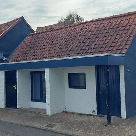 Schrijvershuisje - Sfeer & Stilte Zeeuws Vlaanderen Zaamslag 外观 照片